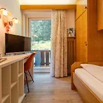 Aparthotel Kamenhof 3*