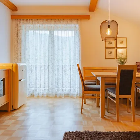 Kamenhof Aparthotel 3*