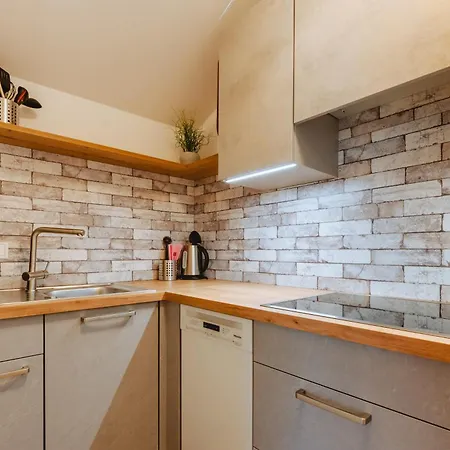 Kamenhof 3* ويسنسي