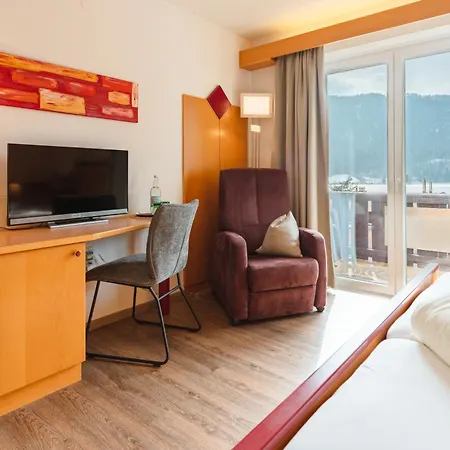 Kamenhof Apartmanhotel 3*