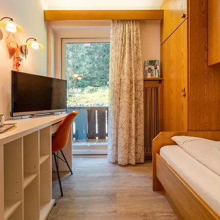 شقة فندقية Kamenhof 3*