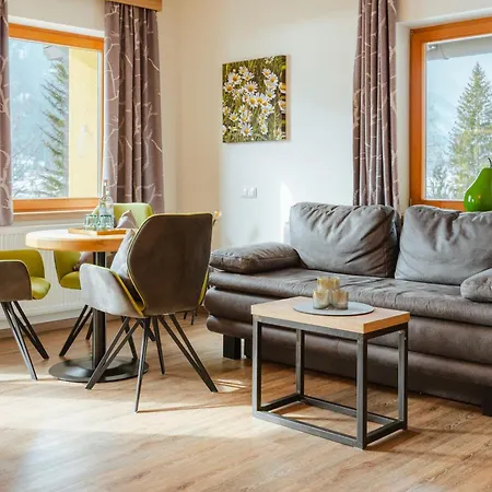 Kamenhof Aparthotel 3*