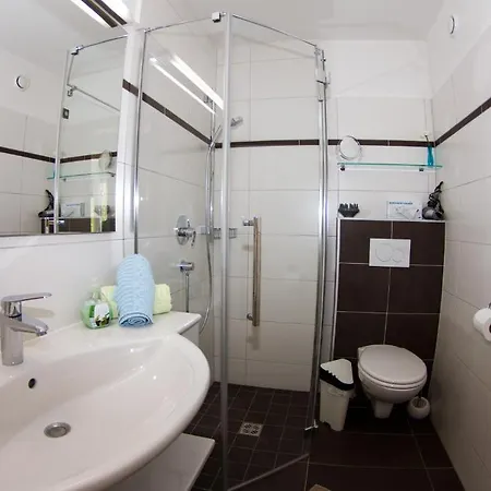 Kamenhof شقة فندقية 3*