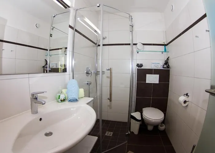 Kamenhof Aparthotel 3*